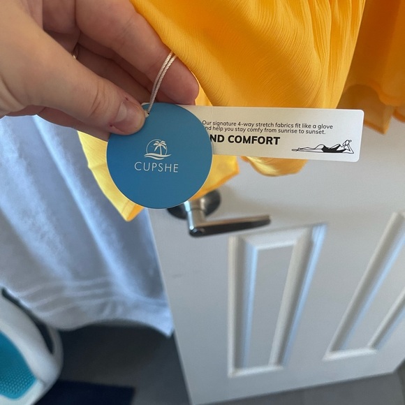 NWT Honeymoon Vacation CupShe Yellow Sunshine Tie Shoulder Mini Dress - Picture 4 of 8